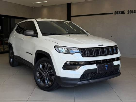 JEEP COMPASS 1.3 T270 TURBO FLEX LONGITUDE AT6 JEEP COMPASS 1.3 T270 TURBO FLEX LONGITUDE AT6